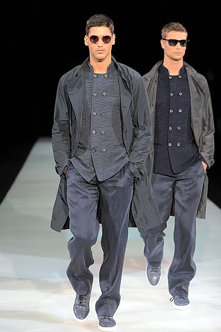 Giorgio Armani / - 2010